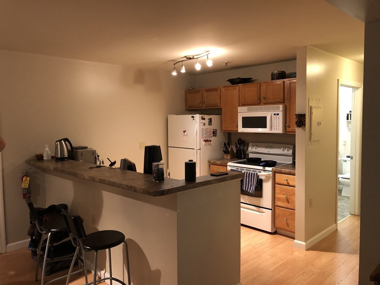 Kitchen - 340 Hildred Dr