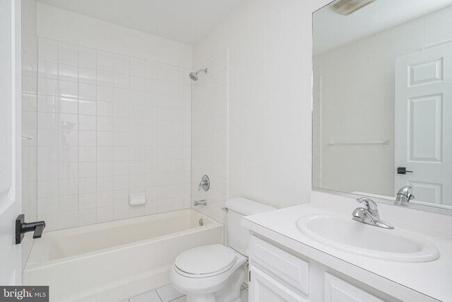 Building Photo - 8 Trout Trail