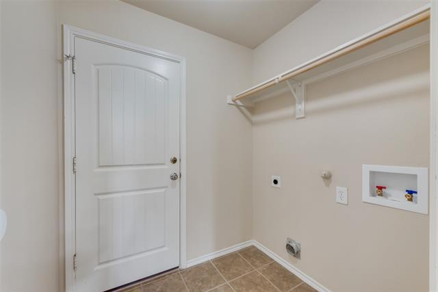 Building Photo - 1077 Hampton Bay Dr
