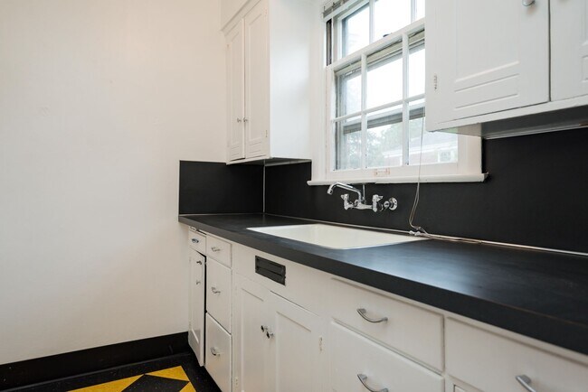 Building Photo - Your Comfort Our Priority.  Now Featuring a 1 Bedroom Beauty