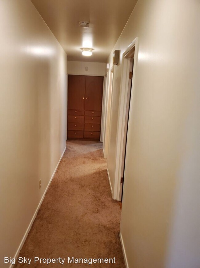 Building Photo - 3 br, 2 bath House - 2547 Roundup Rd 260-5025