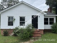 Building Photo - 701 Aureole St