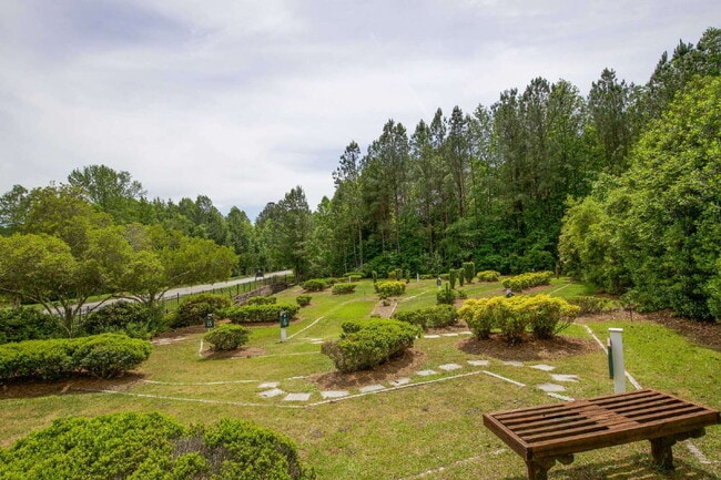 Building Photo - Charming 3 bed, 2.5 bath home with bonus t...