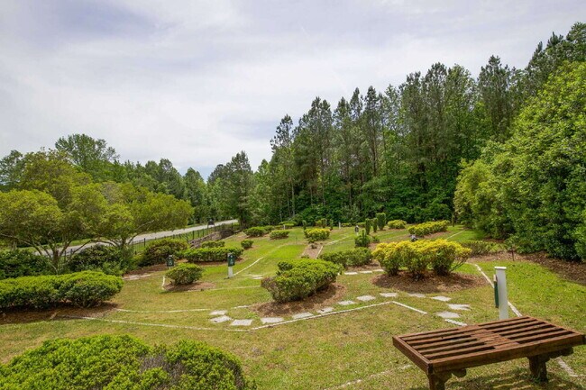 Building Photo - "Spacious 4-Bedroom Gem with 2.5 Baths at ...