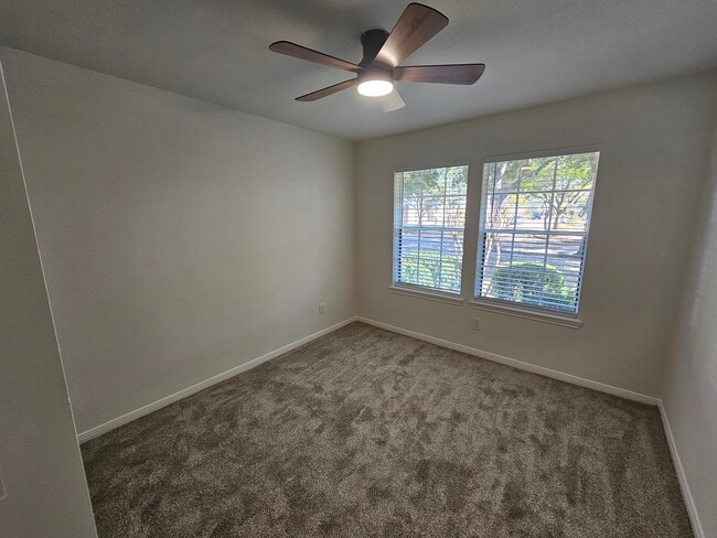 Building Photo - 3102 Great Lakes Ave