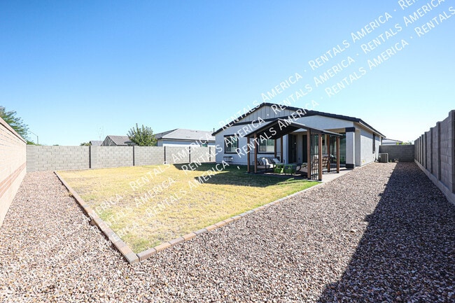 Building Photo - 13176 W Roy Rogers Rd