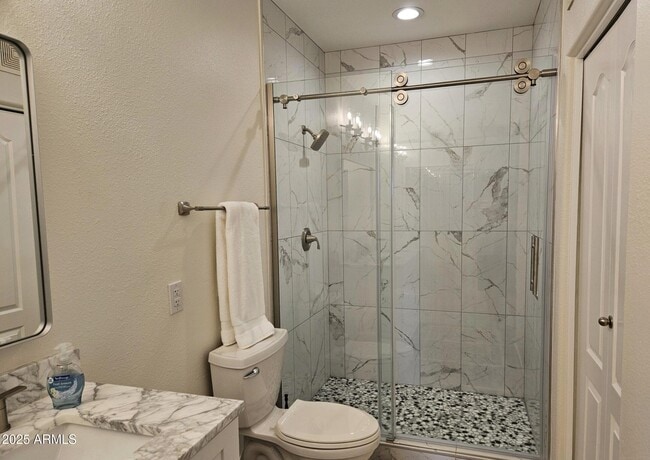 Building Photo - 2134 E Broadway Rd