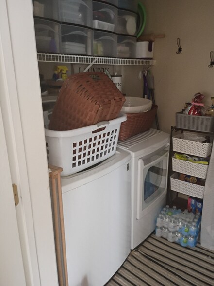 Building Photo - 428 Indian Rock Cir