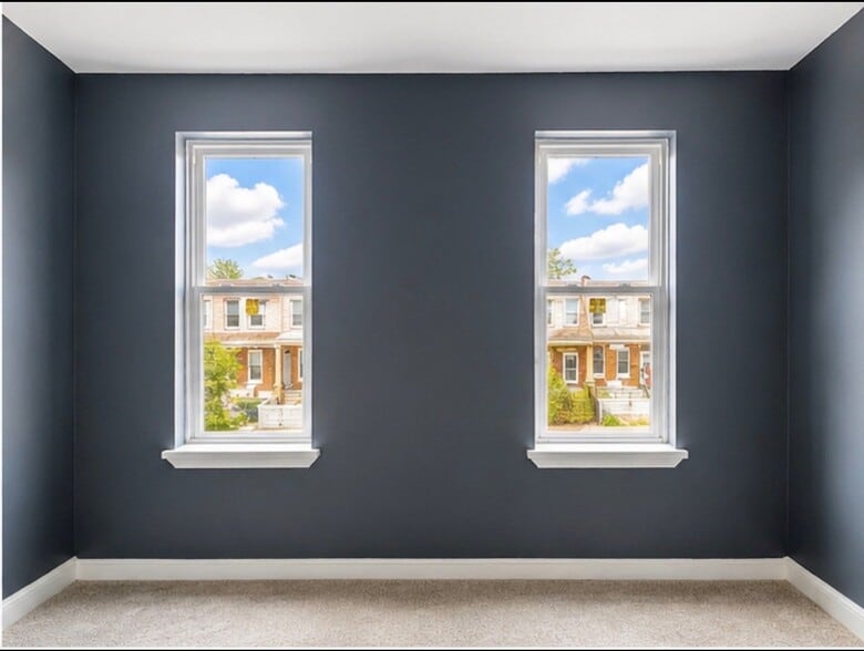 Building Photo - 1627 N Milton Ave