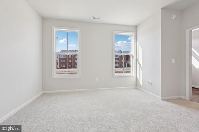 Building Photo - 8816 Selby Ct