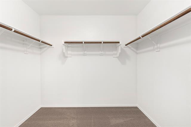 Building Photo - 345 Huntley St