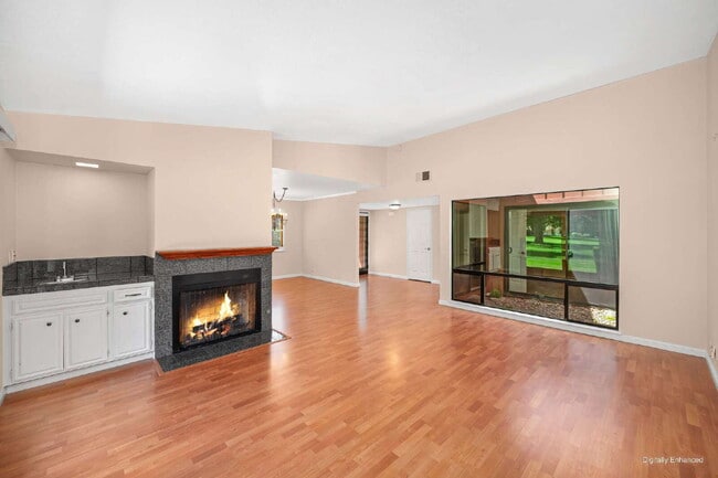 Building Photo - 44771 Garden Ct