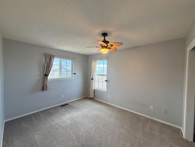Building Photo - 7300 Tricia Rd NE