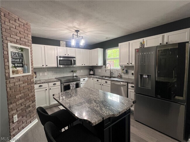 Building Photo - 10523 Herrington Drive