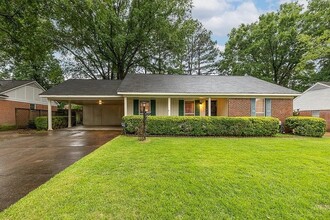 Building Photo - 5609 Fieldcrest Ave