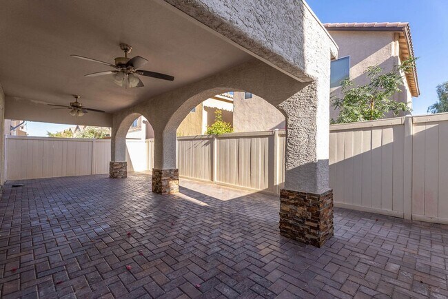 Building Photo - 6469 Abbey Door Ct