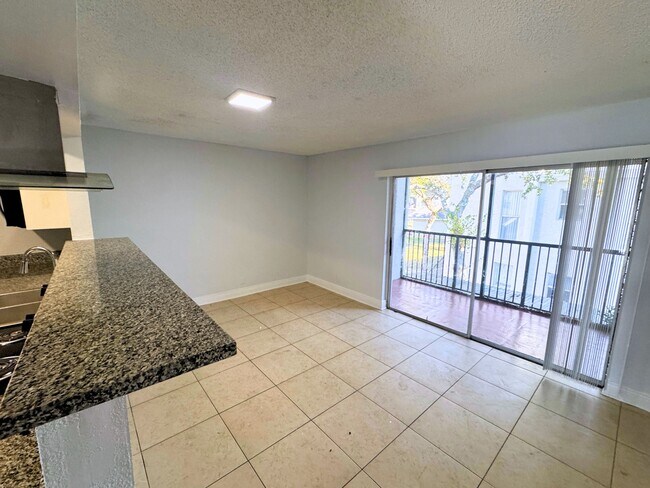 Building Photo - 4501 Treehouse Ln