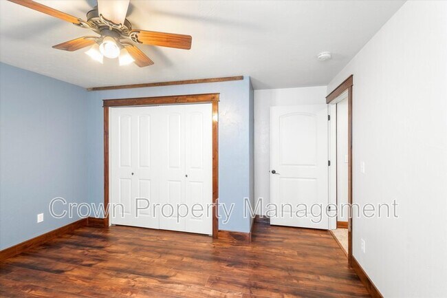 Building Photo - 102 Buffalo Square Ct