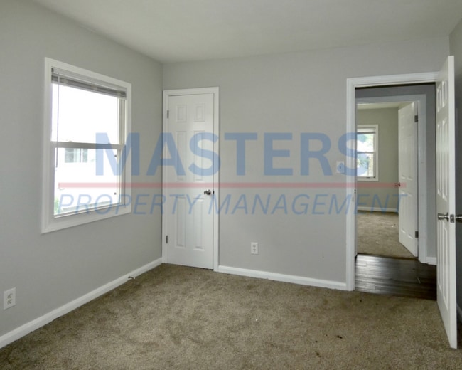 Building Photo - 3 Bed 1 Bath Toledo Home