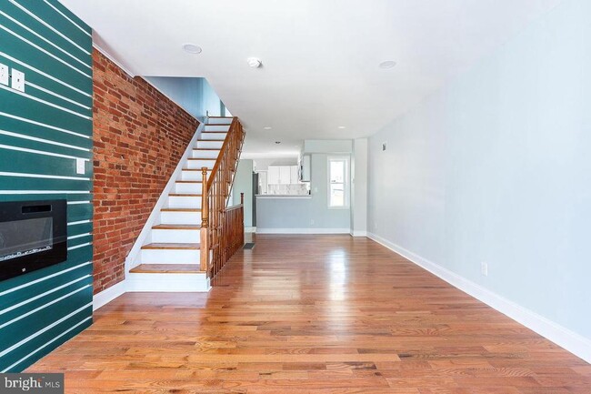 Building Photo - 3033 Coral St