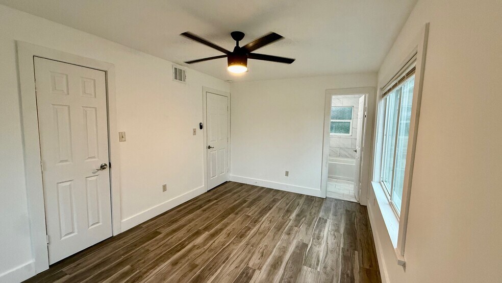 Building Photo - 508 N Main St