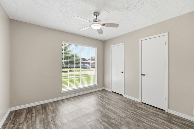 Building Photo - 7115 Tara Blue Ridge Dr