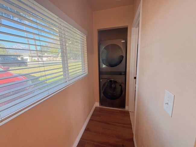 Building Photo - New ADU Studio