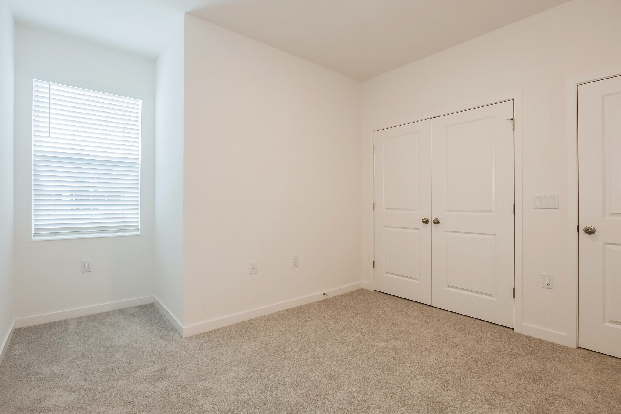 Building Photo - 1460 Tristar Dr