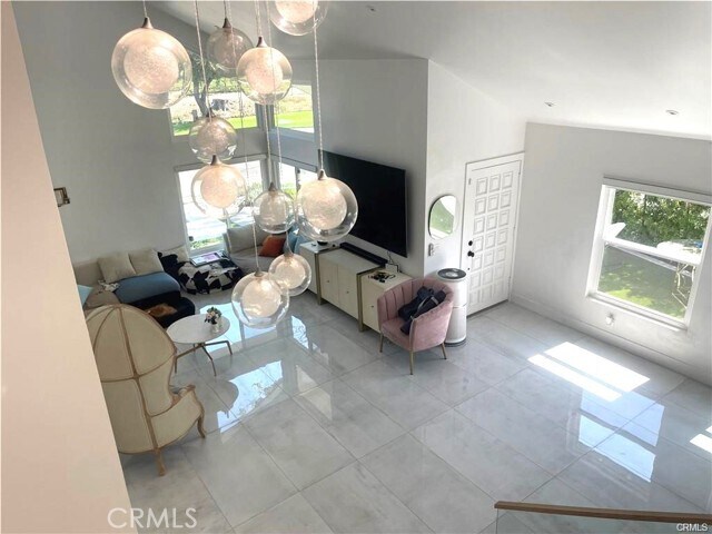 Building Photo - 1 Tamizar