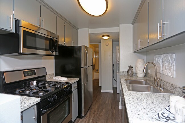 The Marq at the University Sacramento, CA Apartment Finder