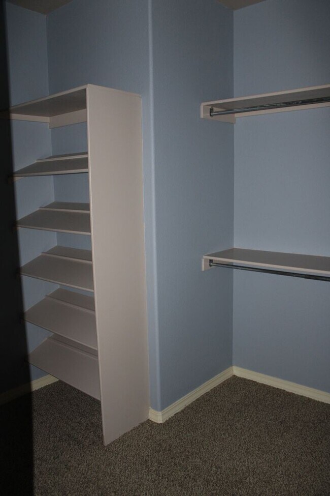 Building Photo - 3155 Spring Willow
