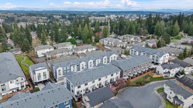 Building Photo - 16124 Cascadian Way