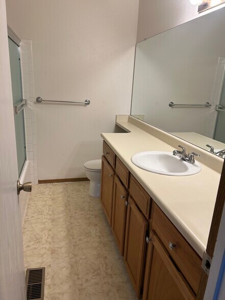 Building Photo - 7476 E Arkansas Ave