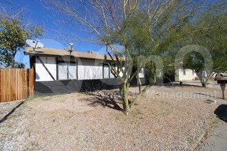 Building Photo - 5334 W Mauna Loa Ln