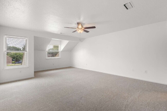 Building Photo - Fantastic home in Kemspville lakes