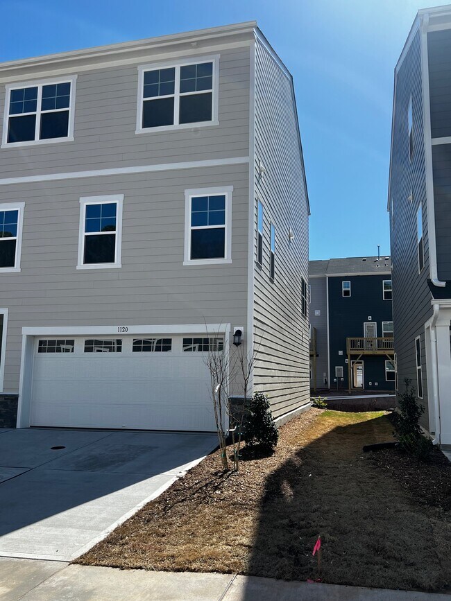 Building Photo - 1120 Crossvine Trl