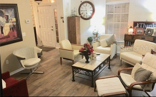 Living Room - 4311 Deermont Cir