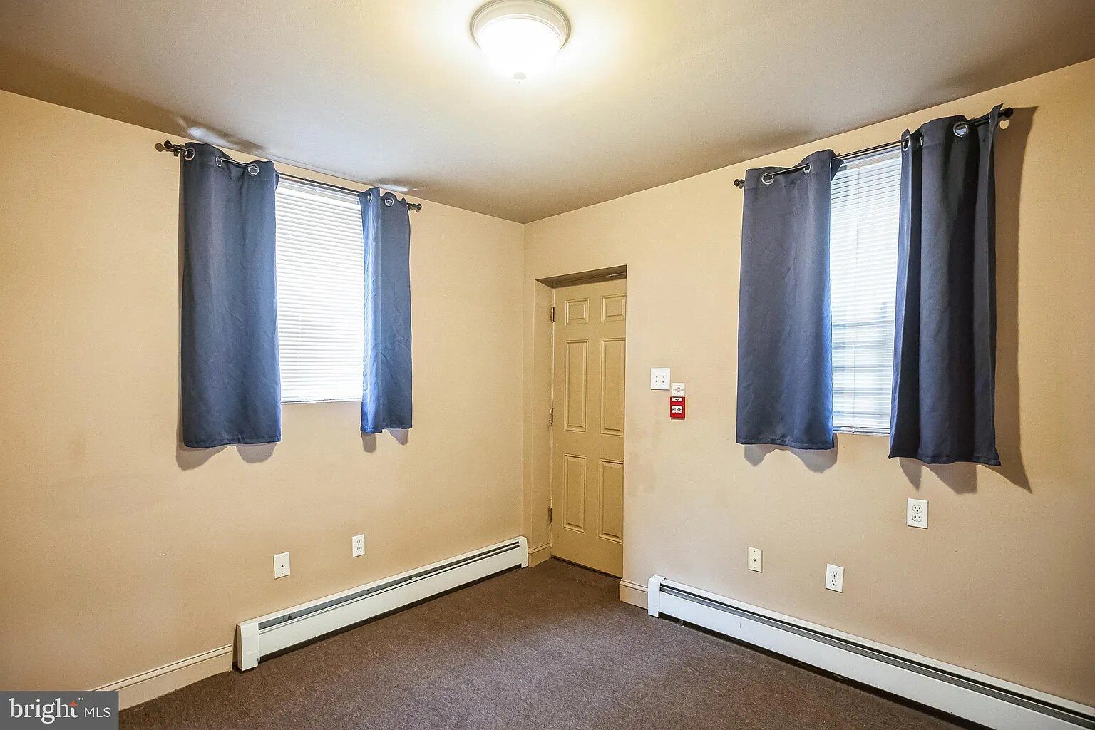 Building Photo - 1124 S 15th St