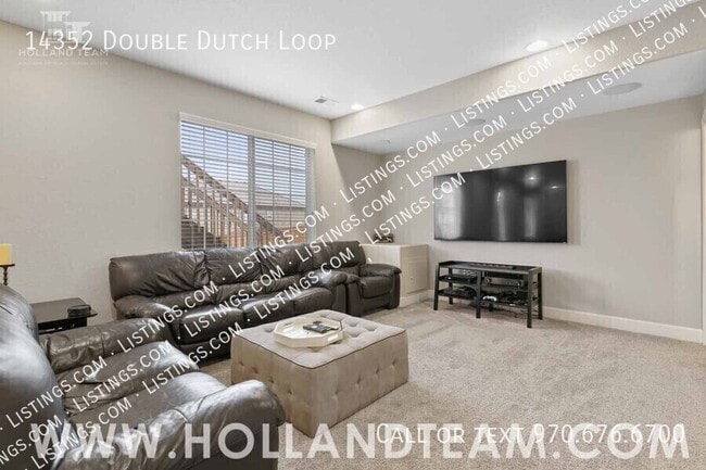 Building Photo - 14352 Double Dutch Loop