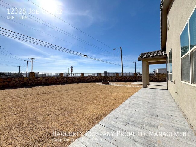 Building Photo - East El Paso 4 bed Refrig A/C