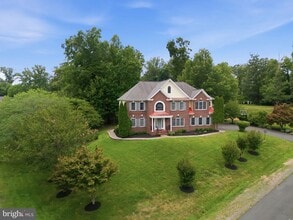 Building Photo - 7273 Tinsley Way