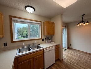 Building Photo - 15539 Float Ln