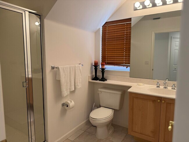 Building Photo - 324 Sunset Bay Ln