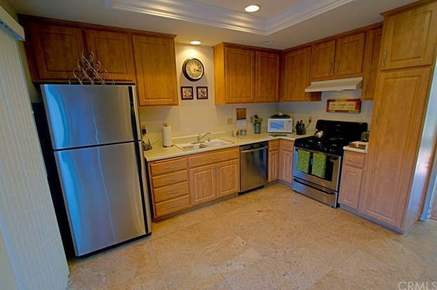 Building Photo - 39 Goldenrod-