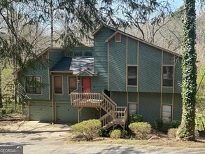 Building Photo - 82 Geraldine Dr SE