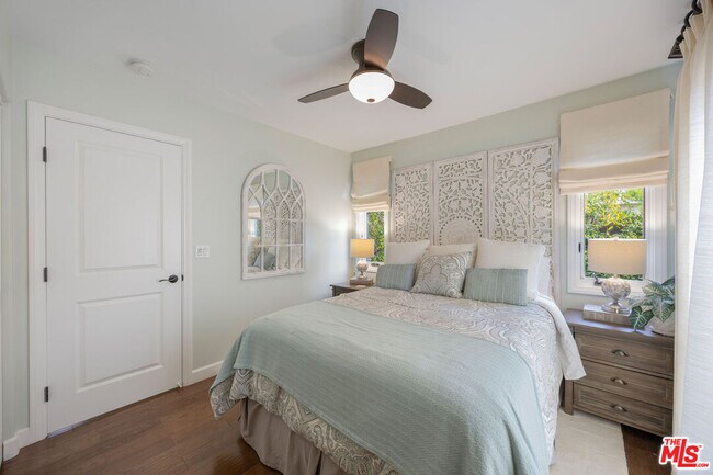 Building Photo - 1039 26th St