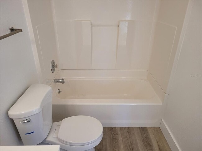 Building Photo - 3914 Coronation Ct