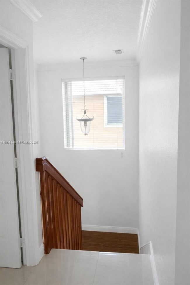 Building Photo - 14964 SW 32nd Terrace