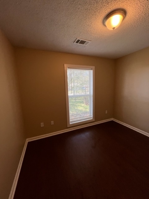 Building Photo - 5174 Valdaz Rd