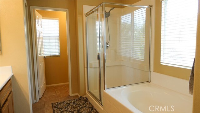 Building Photo - 6595 Lotus St